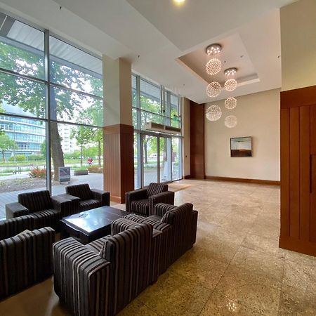 ורשה Two Rooms Apartment Triton Park מראה חיצוני תמונה