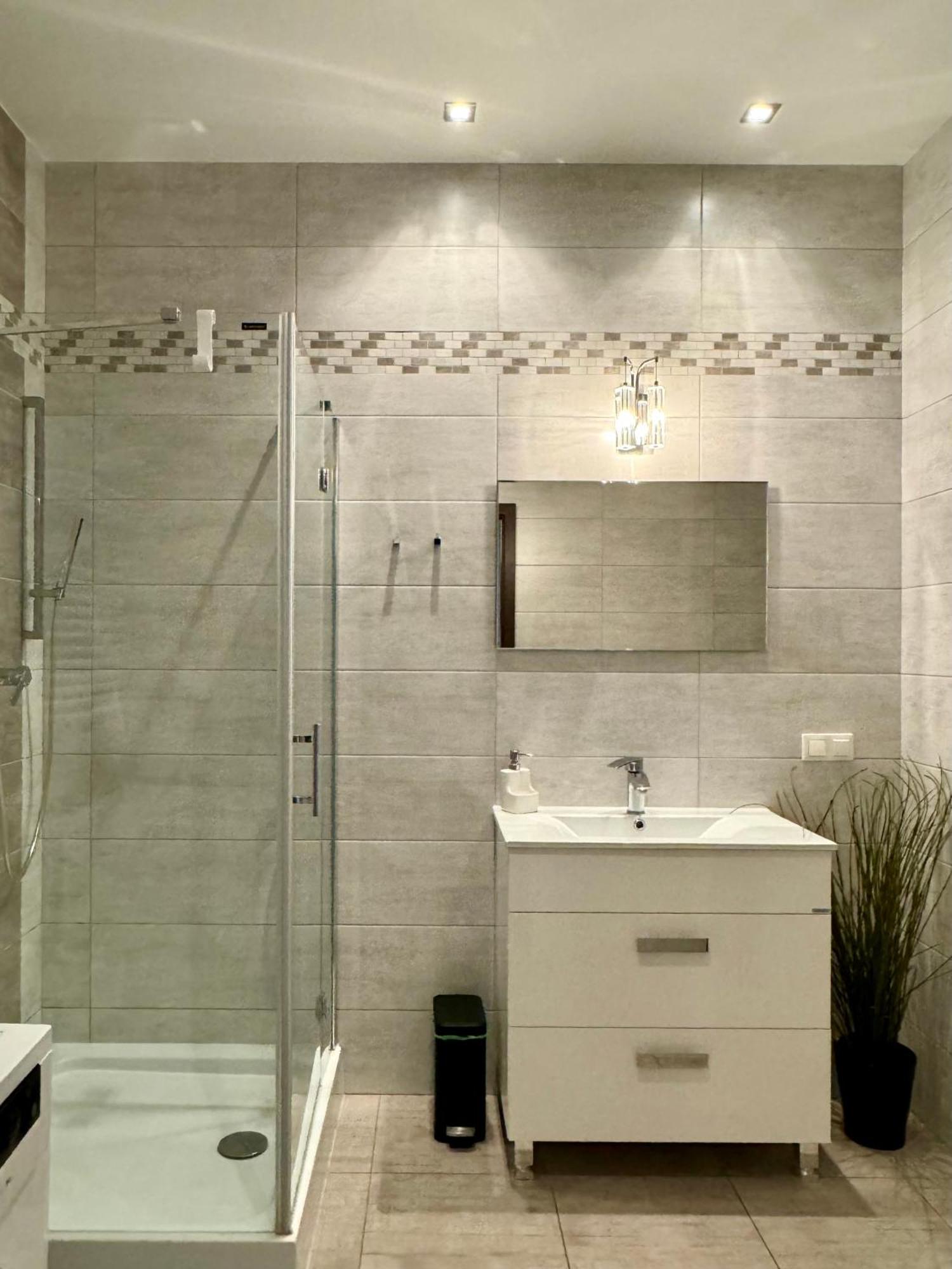 ורשה Two Rooms Apartment Triton Park מראה חיצוני תמונה