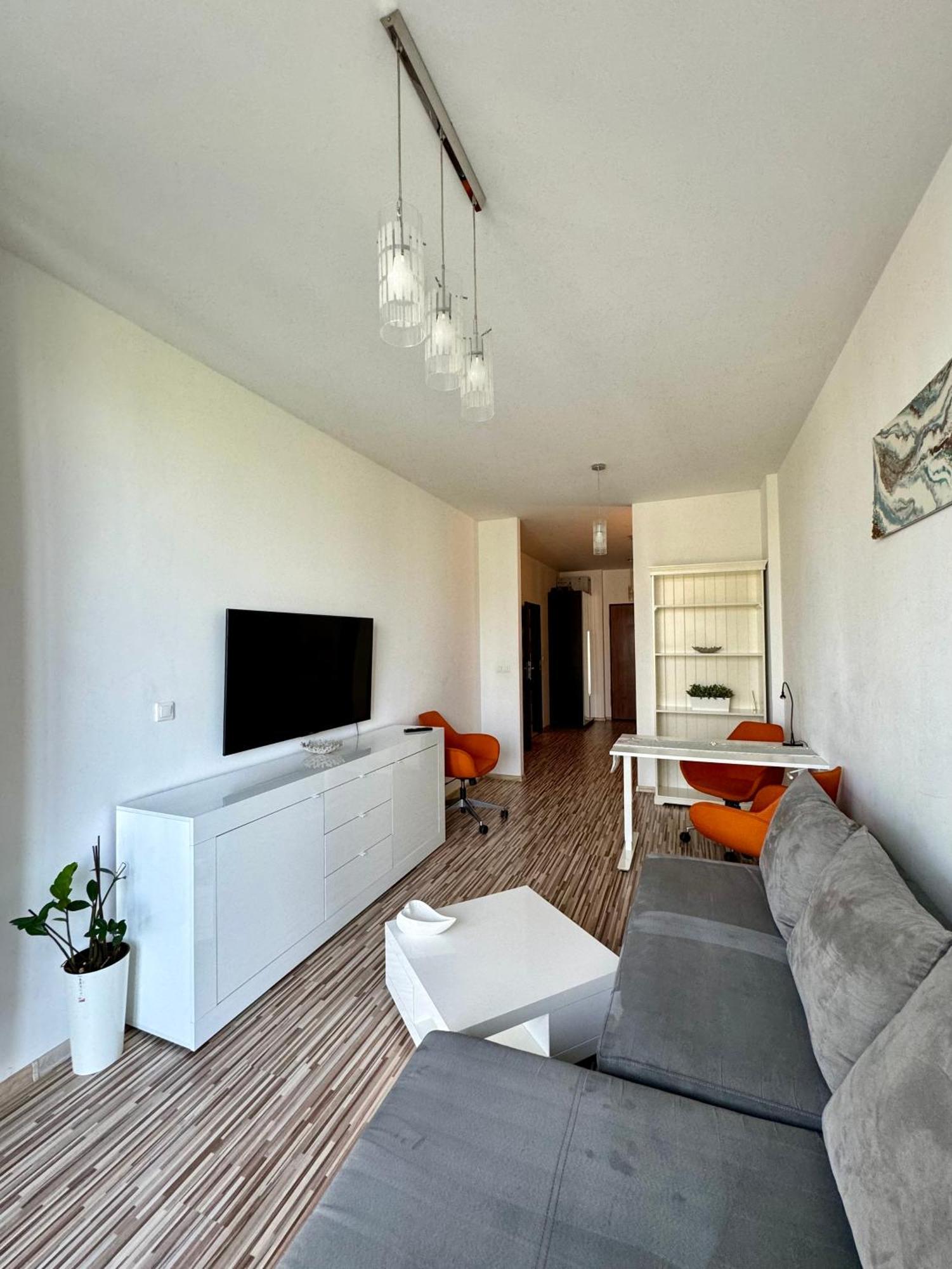 ורשה Two Rooms Apartment Triton Park מראה חיצוני תמונה