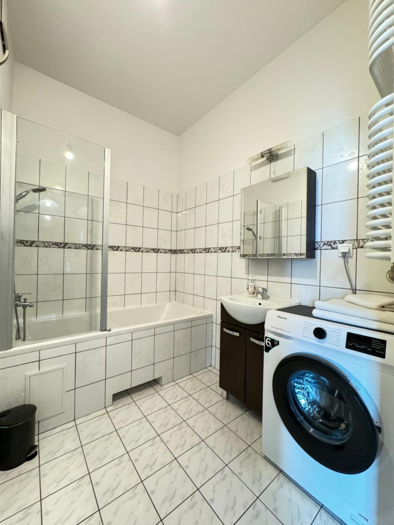 ורשה Two Rooms Apartment Triton Park מראה חיצוני תמונה